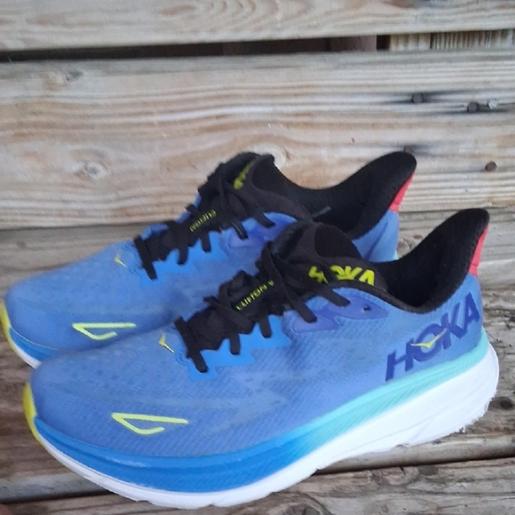 Hoka Clifton 9 Men's Blue and Red Athletic Shoes - Picture 8 of 12